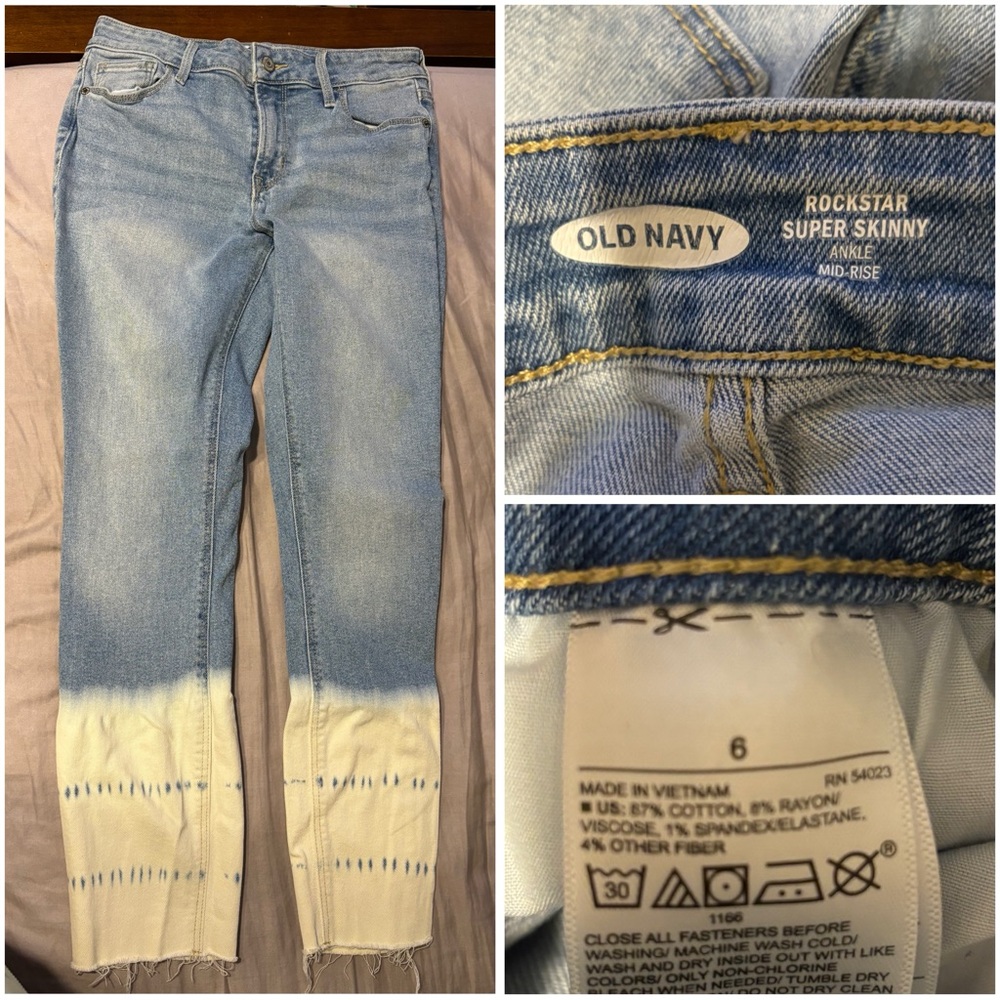 Old Navy Rockstar Super Skinny Jeans